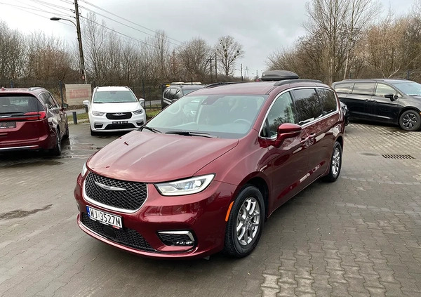 Chrysler Pacifica cena 169000 przebieg: 44000, rok produkcji 2021 z Pogorzela małe 529